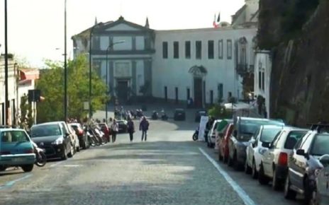 Napoli, al Vomero ancora proteste per la soppressione della linea V1 8 Vomero San Martino