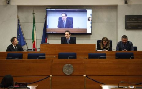Campania, Comunità energetiche. Cammarano (M5S): "100 sindaci in audizione per favorire lo sviluppo delle aree interne” 3 foto 10