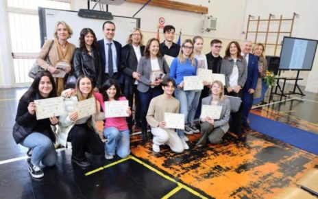 Nola, valorizzazione delle eccellenze: conclusa con successo al Liceo "G. Carducci" la V Edizione del Certamen Nolanum 5 341491933 6115456455236412 7270734930596489363 n
