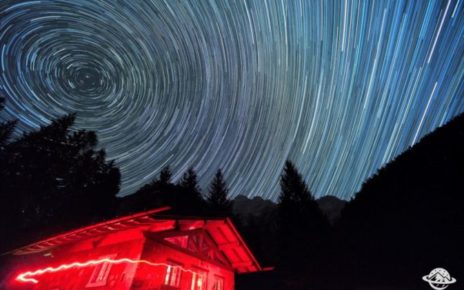 Baita Valon Alpine Hideaway ottiene la certificazione “i cieli più belli d’Italia” 3 baita valon alpine hideaway startrails cieli piu belli ditalia 812x543 2