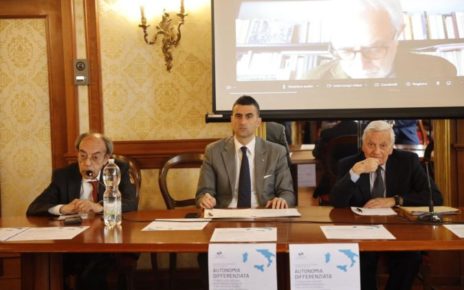 Campania, Saiello (M5S): “Dal Consiglio regionale un percorso istituzionale per arginare l’autonomia differenziata” 5 foto1