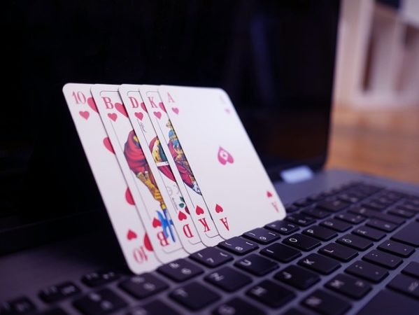 online poker g7d9b57f0b 640 1