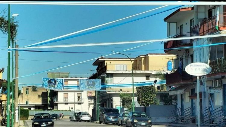 L'hinterland napoletano si colora d'azzurro: le foto più emozionanti di una festa attesa 33 anni 6 trionfo4