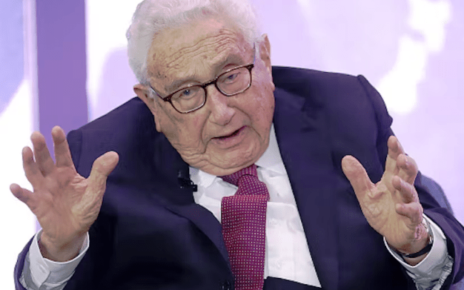 049 23 00 HENRY KISSINGER