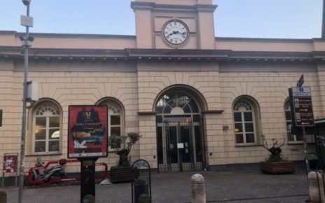 Napoli funicolare di Chiaia chiusa da otto mesi