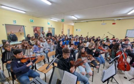 Paestum, Musica di Insiemi: orchestre verticali territoriali junior al Parco Archeologico di Paestum-Nelia 3 Orchestra Territoriale Junior Verticale scuola capofila Liceo Musicale Guacci di Benevento