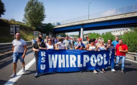 Napoli, Ex Whirlpool. Granisso (Tea Tek): "Positivo incontro con i sindacati, nostro impegno confermato" 5 19eco1 in alto whirlpool ansa