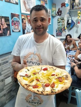 Napoli, Daniele Atonna trionfa al Campionato Mondiale del Pizzaiuolo 2023 4 Daniele Atonna