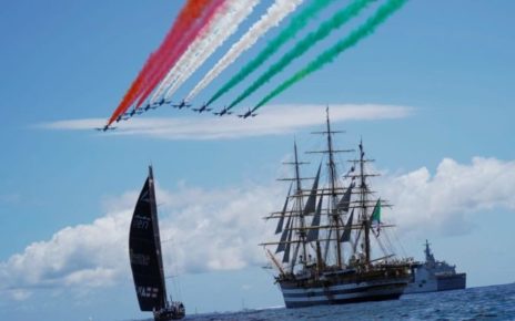 1. Amerigo Vespucci salpato da Genova per il Giro del Mondo 1.7.2023