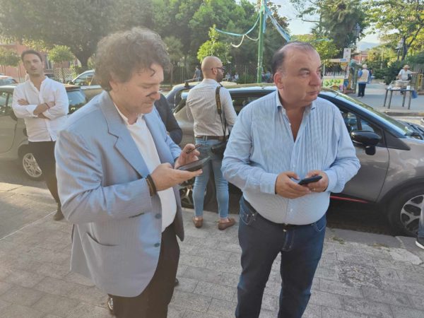 Marigliano, si rinnova la sede storica di Forza Italia dedicata a Silvio Berlusconi. E. Russo: "Siamo all'opposizione dell'esecutivo di Peppe Jossa" 15 358319472 1204081740267786 3781135908305091086 n