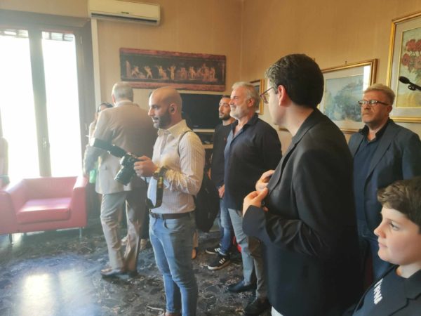 Marigliano, si rinnova la sede storica di Forza Italia dedicata a Silvio Berlusconi. E. Russo: "Siamo all'opposizione dell'esecutivo di Peppe Jossa" 8 358493873 1529029167867251 2331308938754159864 n