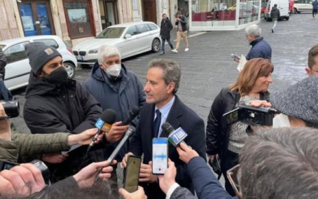 caldoro ad avellino