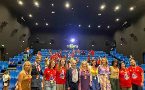 Tumore al polmone, al Giffoni il docufilm di Sanofi "Oltre il mare" 4 e3b582c10b958fe9b6dcbff295adf9bcd73aa40fd4e5e81a597fde8c08945353