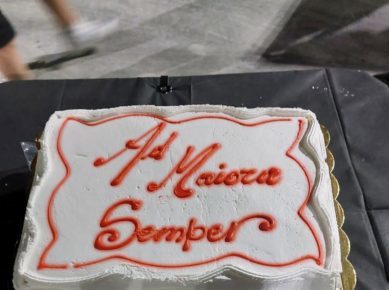 Scisciano, kermesse fine anno scolastico: gli studenti di terza media dell’Omodeo-Beethoven festeggiano negli ampi spazi dell’azienda “green” P.Petroli 5 festaannoscolastico