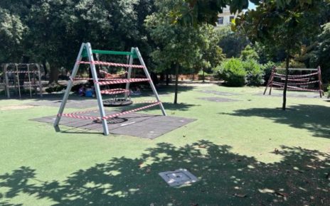 Napoli, vandalizzate le giostrine del Parco Mascagna. Europa Verde: “Allarme baby gang si sta consolidando, istituzioni non possono far finta di nulla” 3 giostrine