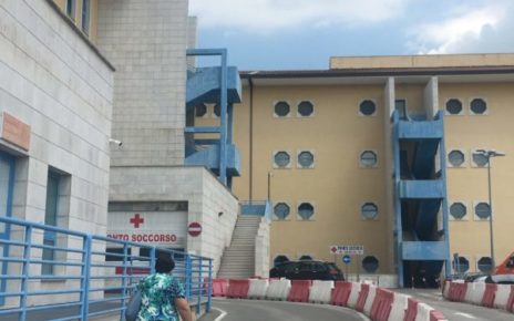 Campania, Pronto soccorso ospedale Moscati allo sbando. Ciampi (M5S): "De Luca incapace di fermare la fuga dei medici” 5 pronto soccorso moscati scaled 3