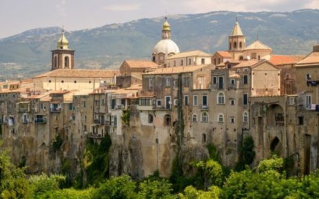 Campania, Cammarano (M5S): “Approvata in commissione la nostra proposta di legge per la promozione dei borghi campani” 4 santagata dei goti panorama