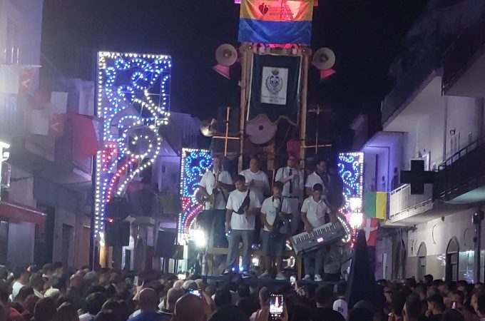 6 Giglio Passo Veloce Gigli Spogliati Brusciano 19.8.2023