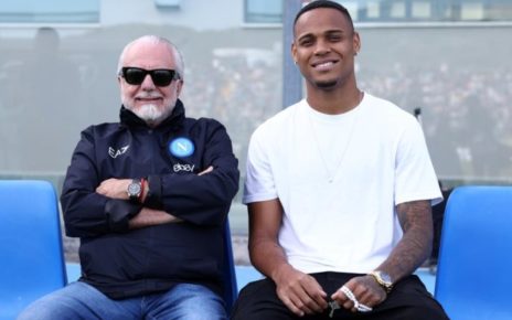 Calciomercato, Natan al Napoli: il 22enne difensore centrale brasiliano alla corte di Garcia 3 Natan e De Laurentiis foto Lapresse 3