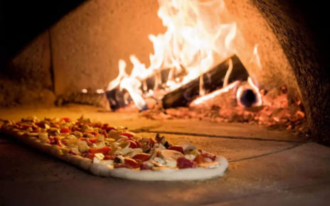 La pizza protagonista a Milano, la kermesse ospite del parco di CityLife 7 pizza cotta nel forno a legna alfa
