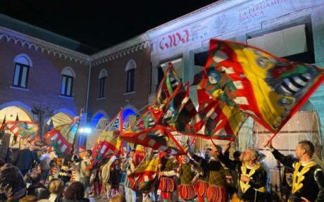 Cava de’ Tirreni, grandi consensi per la manifestazione “La Cava, civitas fidelissima 1460” 4 foto edizione 2023