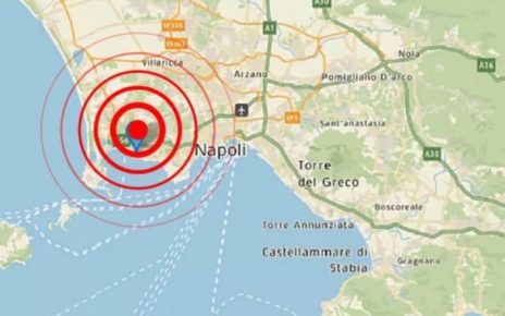 Napoli, Campi Flegrei: scossa magnitudo 3.6 epicentro zona degli Astroni. Terremoto avvertito anche in varie zone della città 3 scossa1
