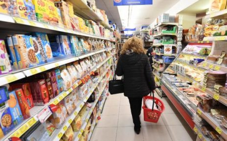 Istat: l'alta inflazione spinge gli italiani sotto la soglia della povertà 2 1646130268327 rainewsaecebbbaca
