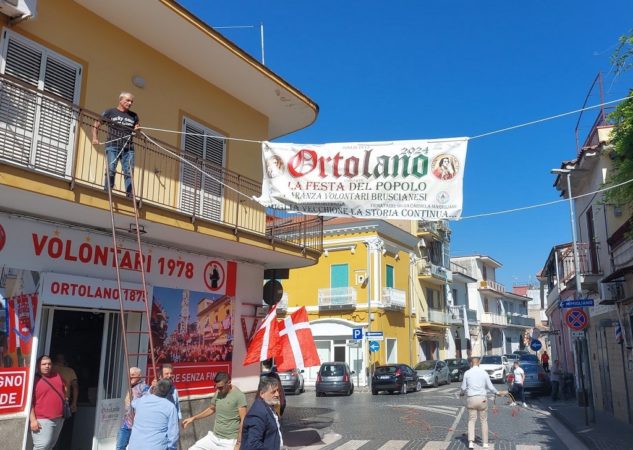 2 Paranza Volontari Bruscianesi per Festa Gigli Nola Ortolanmod