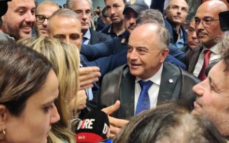 Napoli, Gratteri si insedia in Procura: "Sono decisionista, daremo risposte importanti nella lotta alla camorra" 6 IMG 20231020 125741 992x744 1