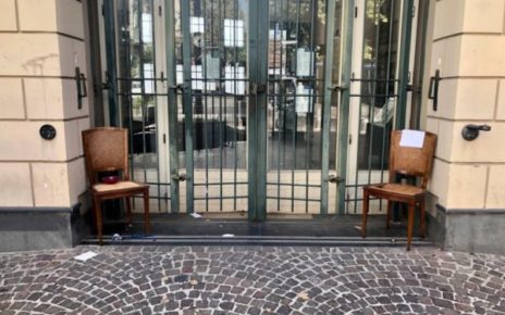 Napoli, funicolare di Chiaia chiusa: nuova protesta 4 Napoli funicolare di Chiaia nuova protesta
