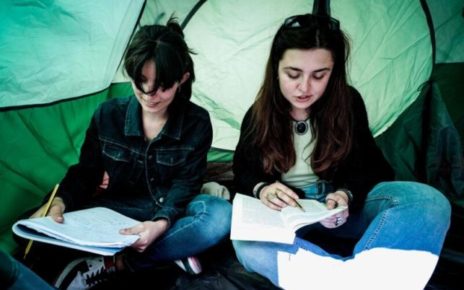 Bruxelles, "Quale futuro per i giovani del Mezzogiorno?": Convention al Parlamento Europeo 3 giovani in italia istat 800x560 1