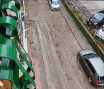 Napoli sott’acqua per il maltempo, allagamenti e disservizi in tutta la città. Borrelli: “Stesso spettacolo a ogni pioggia, cittadini esasperati" 6 via campegna foto