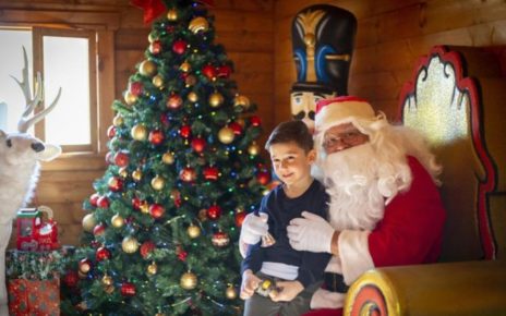 Casalnuovo, taglio del nastro al SantaClaus Village: apre le porte il grande Parco Natalizio 3 2743127F 0E61 4679 B89F 3148E20E9984