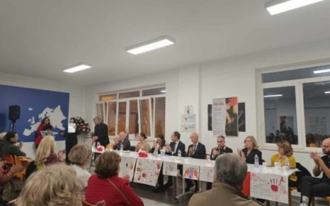 Scisciano, "A bocca chiusa": il Gruppo "Cambiamo Scisciano" celebra la Giornata Internazionale contro la violenza sulle donne 6 385537073 3550179245222296 8823328872646514704 n
