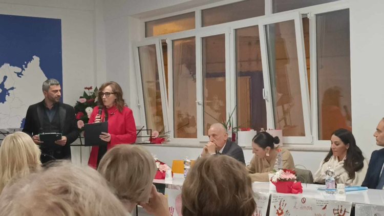Scisciano, "A bocca chiusa": il Gruppo "Cambiamo Scisciano" celebra la Giornata Internazionale contro la violenza sulle donne 7 398274324 650424743932264 5518470795253477855 n