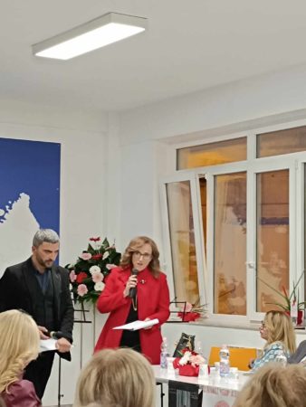 Scisciano, "A bocca chiusa": il Gruppo "Cambiamo Scisciano" celebra la Giornata Internazionale contro la violenza sulle donne 4 399887829 880376957125048 1083428096750864829 n