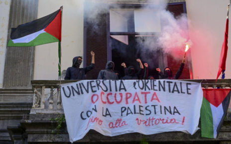 Napoli, "Fino alla vittoria": occupata l'Università Orientale a sostegno della Palestina 3 7cdce5444701732855e2290107602383