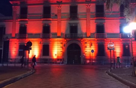Nola, L'Odcec nolano si è "tinto" di rosso per sensibilizzare al contrasto della violenza sulle donne 4 IMG 20231125 WA0135
