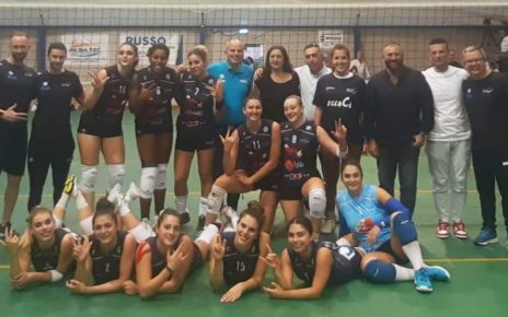 VOLLEY - Luvo Barattoli Arzano si ferma a due passi dal traguardo: big match al Catania 5 Luvo Arzano vittoriosamod