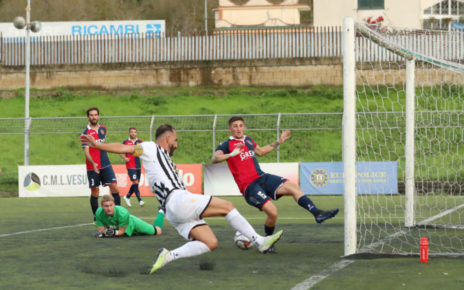 Calcio Dilettanti – Nola-Afragolese 1-1: bianconeri recuperati nel finale 4 Nola Afragolese 1
