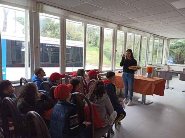 Rosa Pascarella al Guadanapoli con i bimbi