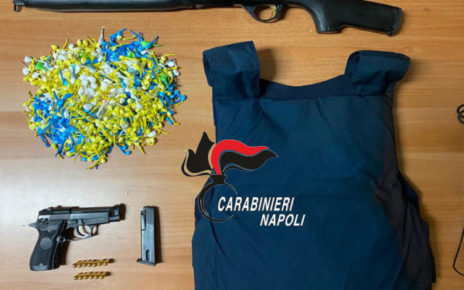 Brusciano, armi e droga in uno scantinato del rione popolare 219 5 brusciano