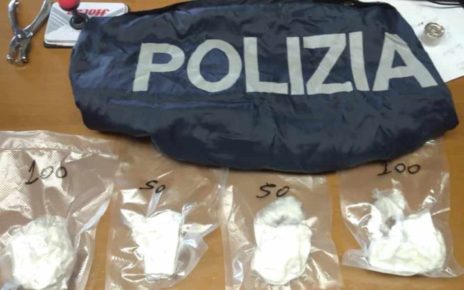 Ottaviano, detenzione e spaccio di sostanze stupefacenti: arrestato 45enne 4 polizia investigativa