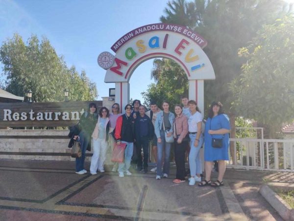 Marigliano, 4 studenti del Liceo Colombo volano in Turchia per vivere il concetto di interculturalità oltre frontiera 11 370235583 1054958522515759 6676629948436401038 n