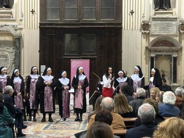 Napoli, l'incanto di Natale al quartiere Materdei 3 385522651 1074540533902278 5756622280814251019 n