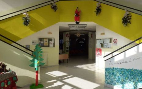 Marigliano, Presepe vivente e Mercatino solidale: le magie del Natale all'Istituto Pacinotti 5 385526149 269325759456122 1333814680617615445 n