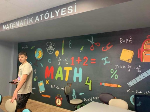 Marigliano, 4 studenti del Liceo Colombo volano in Turchia per vivere il concetto di interculturalità oltre frontiera 7 400624720 6992414157486056 2131167751304483743 n