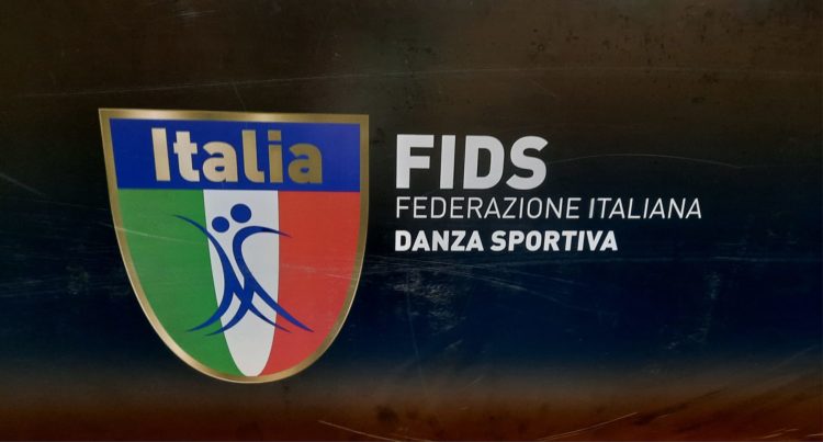 Palma Campania, "Giornata Internazionale sulla disabilità". Nasce una nuova eccellenza nella danza: il talentuoso palmese Santolo Giovanni Cosenza 12 403611471 1386951315236701 5275403893074891244 n