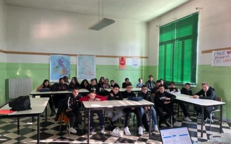 Salerno, Bullismo: si conclude la campagna del Corecom @Scuolasenzabulli 2023, incontrati oltre 1500 studenti in otto differenti scuole della Campania 4 Scuola senza bulli Salerno 1