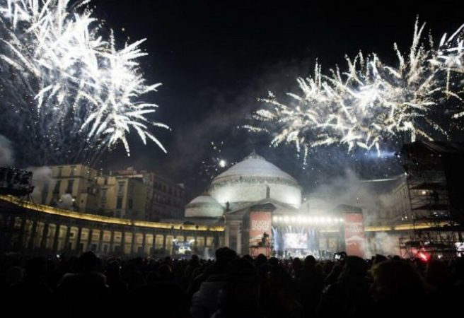 capodanno napoli 875x600 1